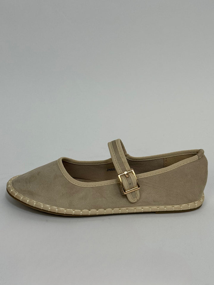 Friulian shoes with laces