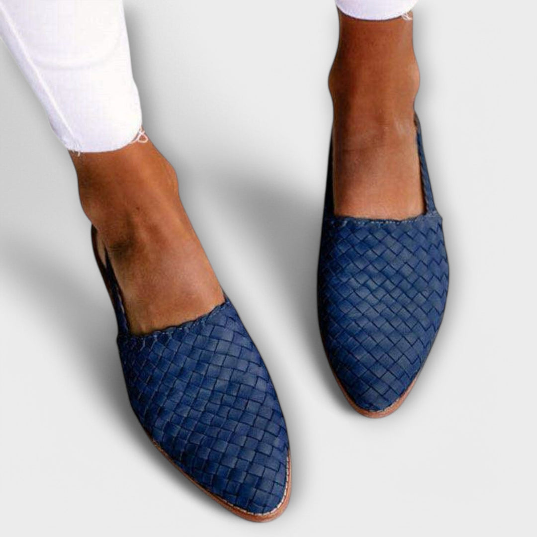 Luisa – Moccasins