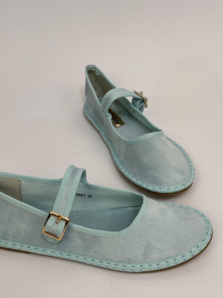 Friulian shoes with laces