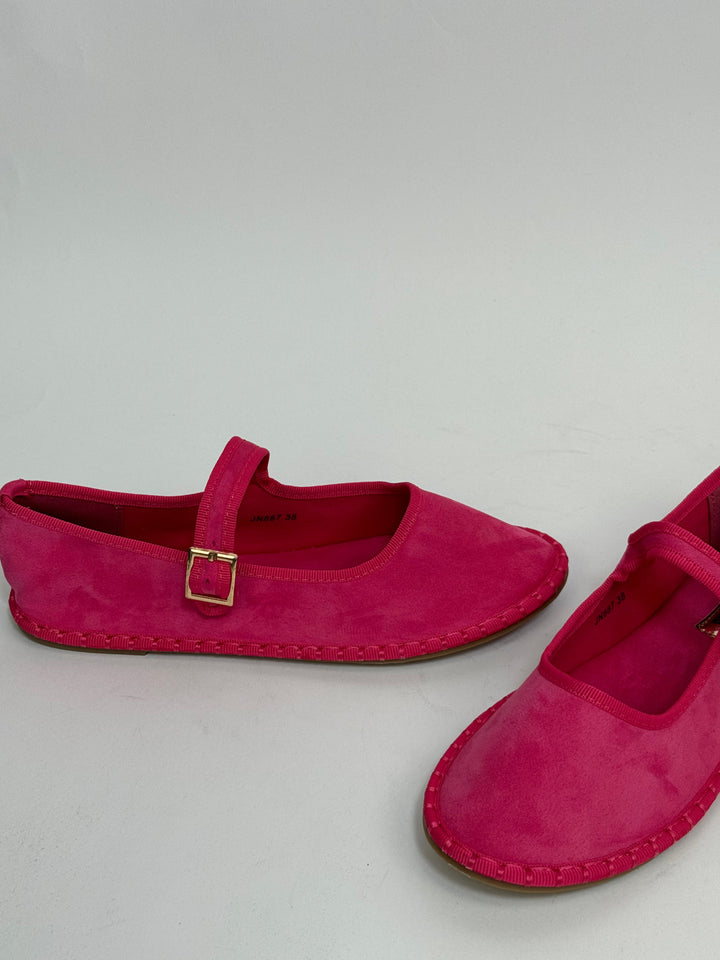 Friulian shoes with laces
