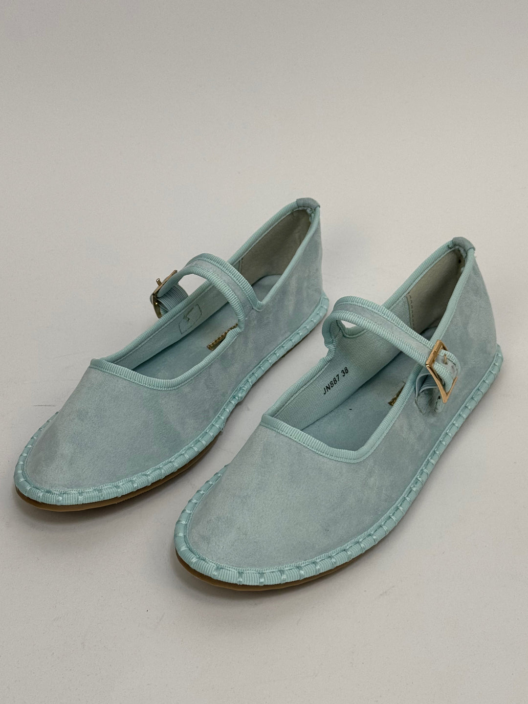 Friulian shoes with laces