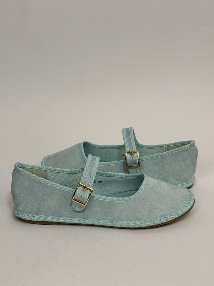 Friulian shoes with laces