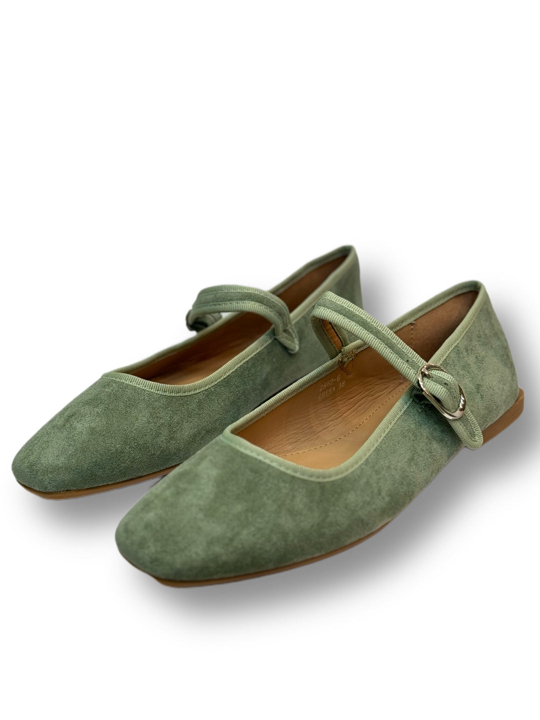 Ballerina flats with a strap