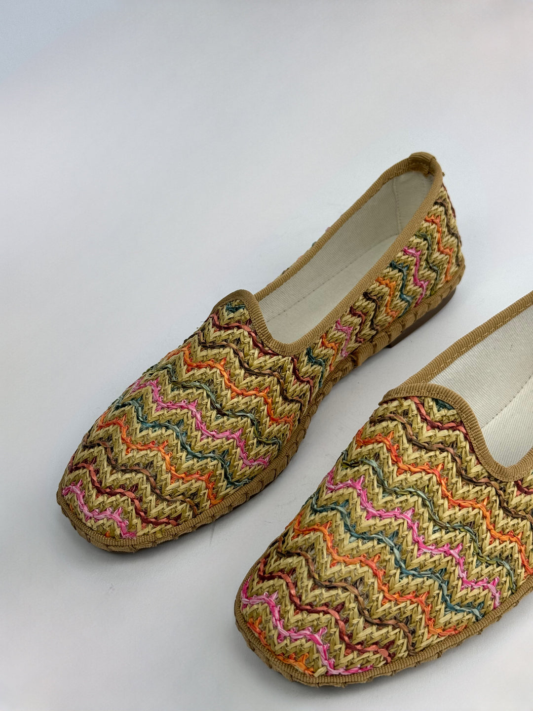 Friulane in colorful canvas