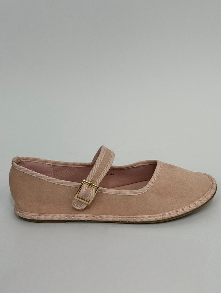 Friulian shoes with laces