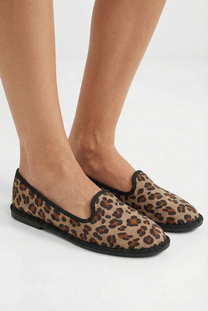 Friulan slippers in animal-print velvet