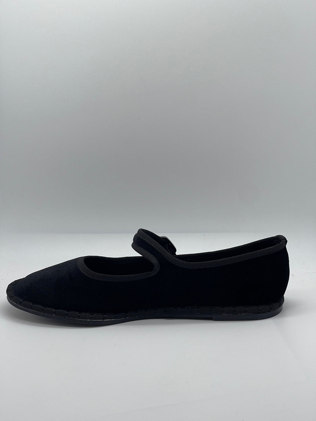 Friulian shoes with laces