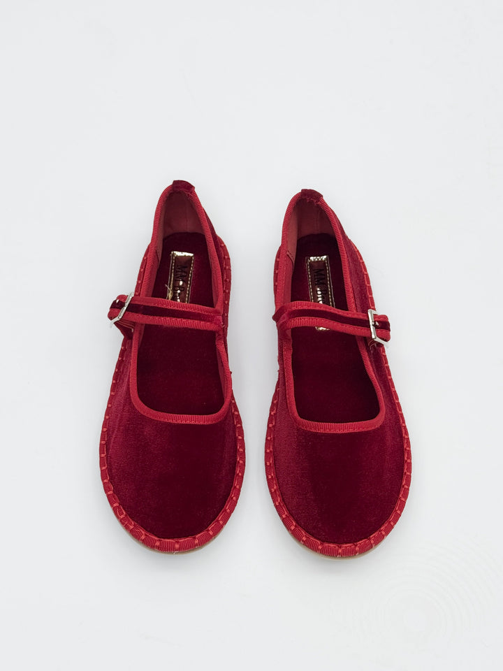 Friulian shoes with laces