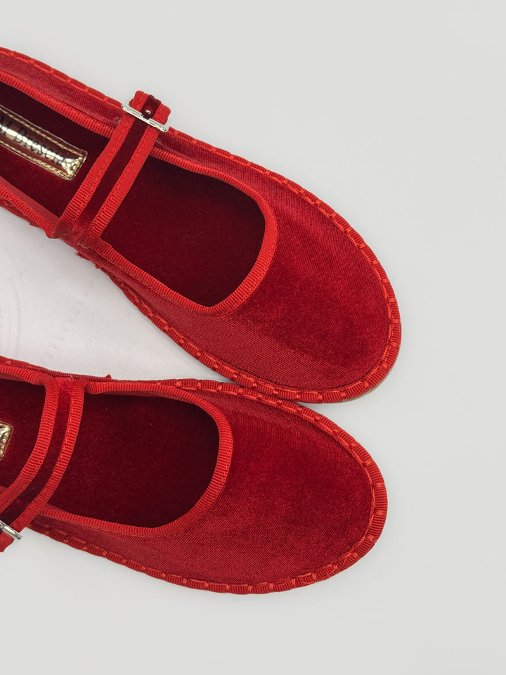 Friulian shoes with laces