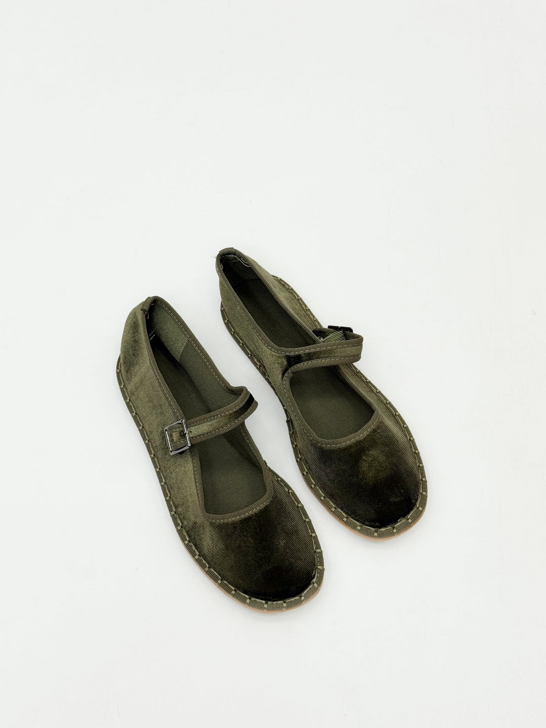 Friulian shoes with laces