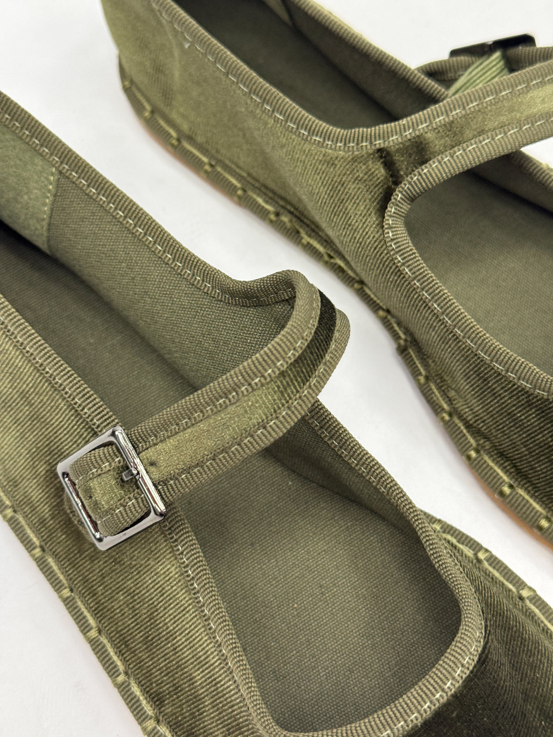 Friulian shoes with laces