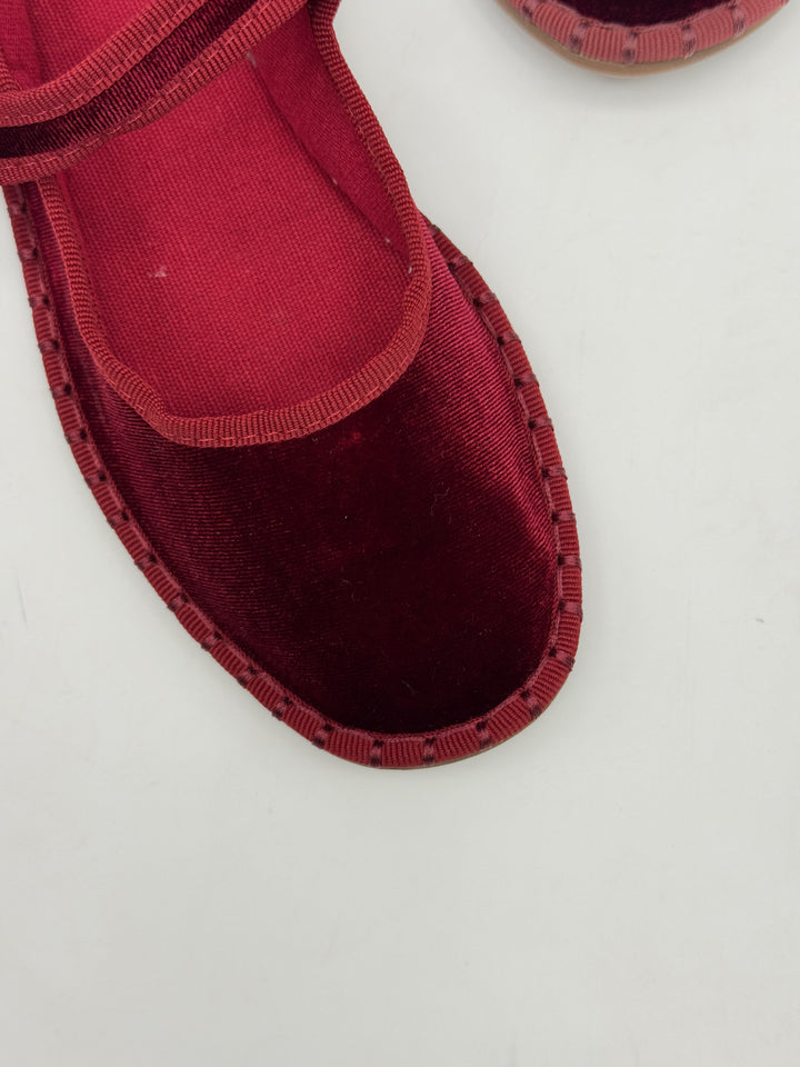 Friulian shoes with laces