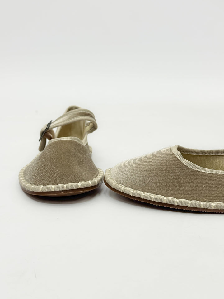 Friulian shoes with laces