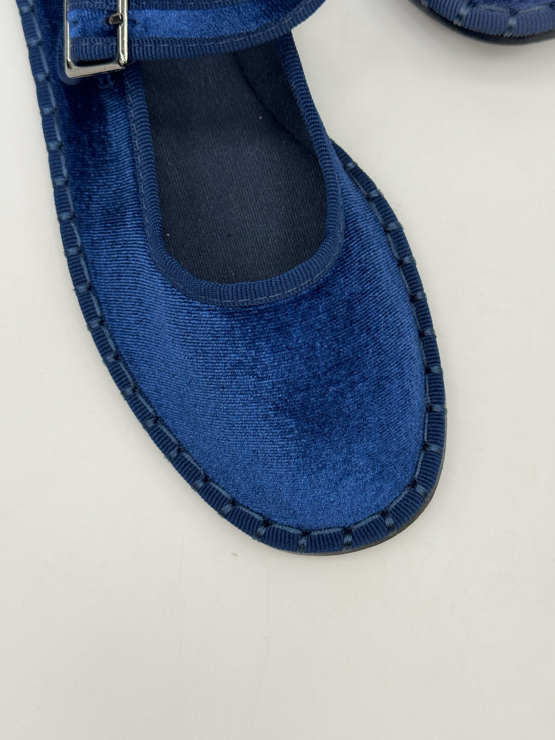 Friulian shoes with laces