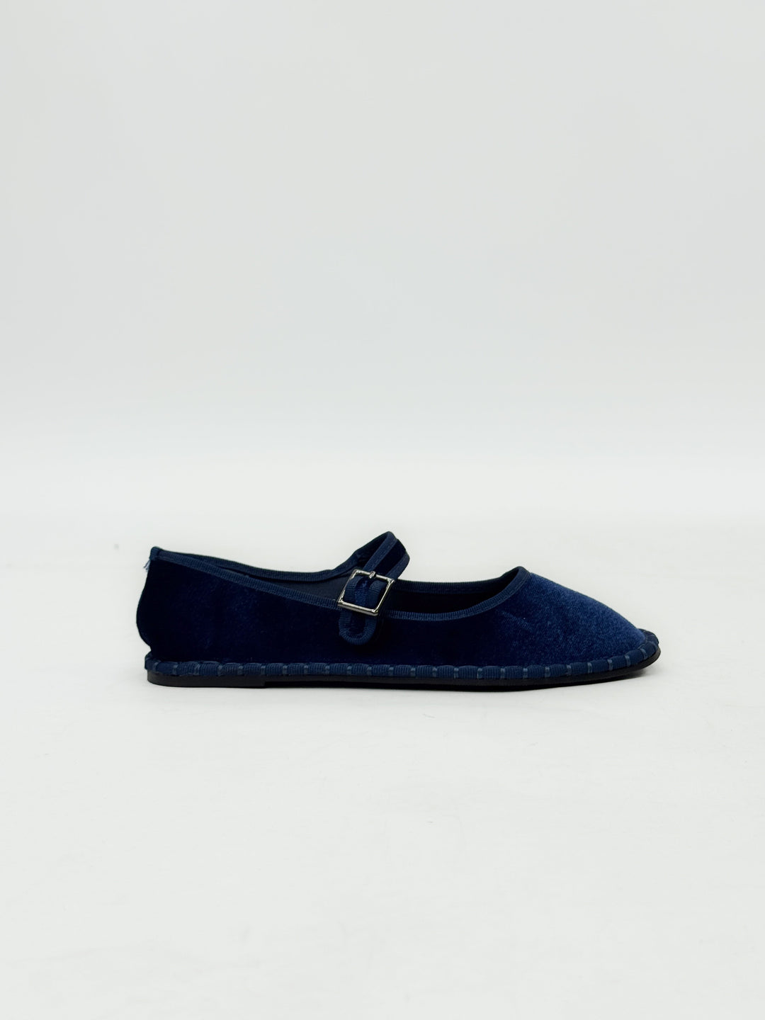 Friulian shoes with laces