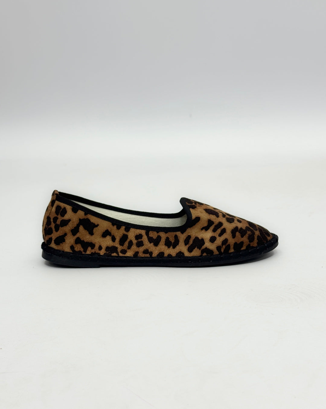 Friulan slippers in animal-print velvet