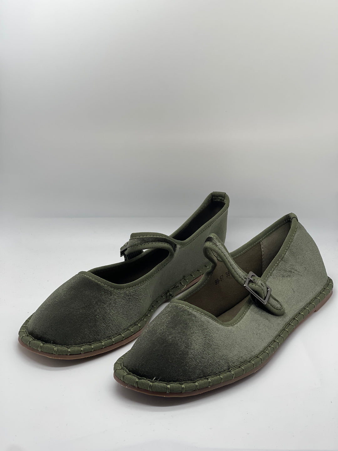 Friulian shoes with laces