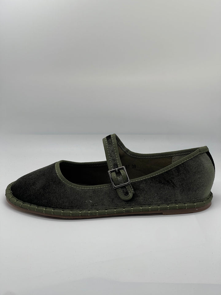 Friulian shoes with laces