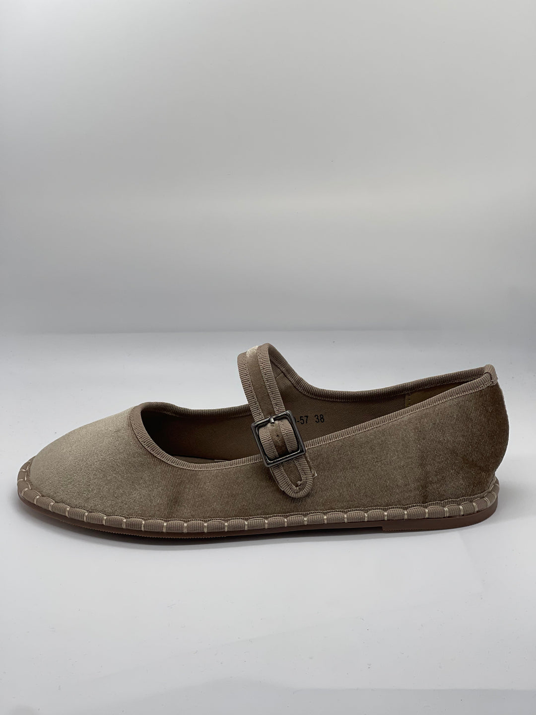 Friulian shoes with laces