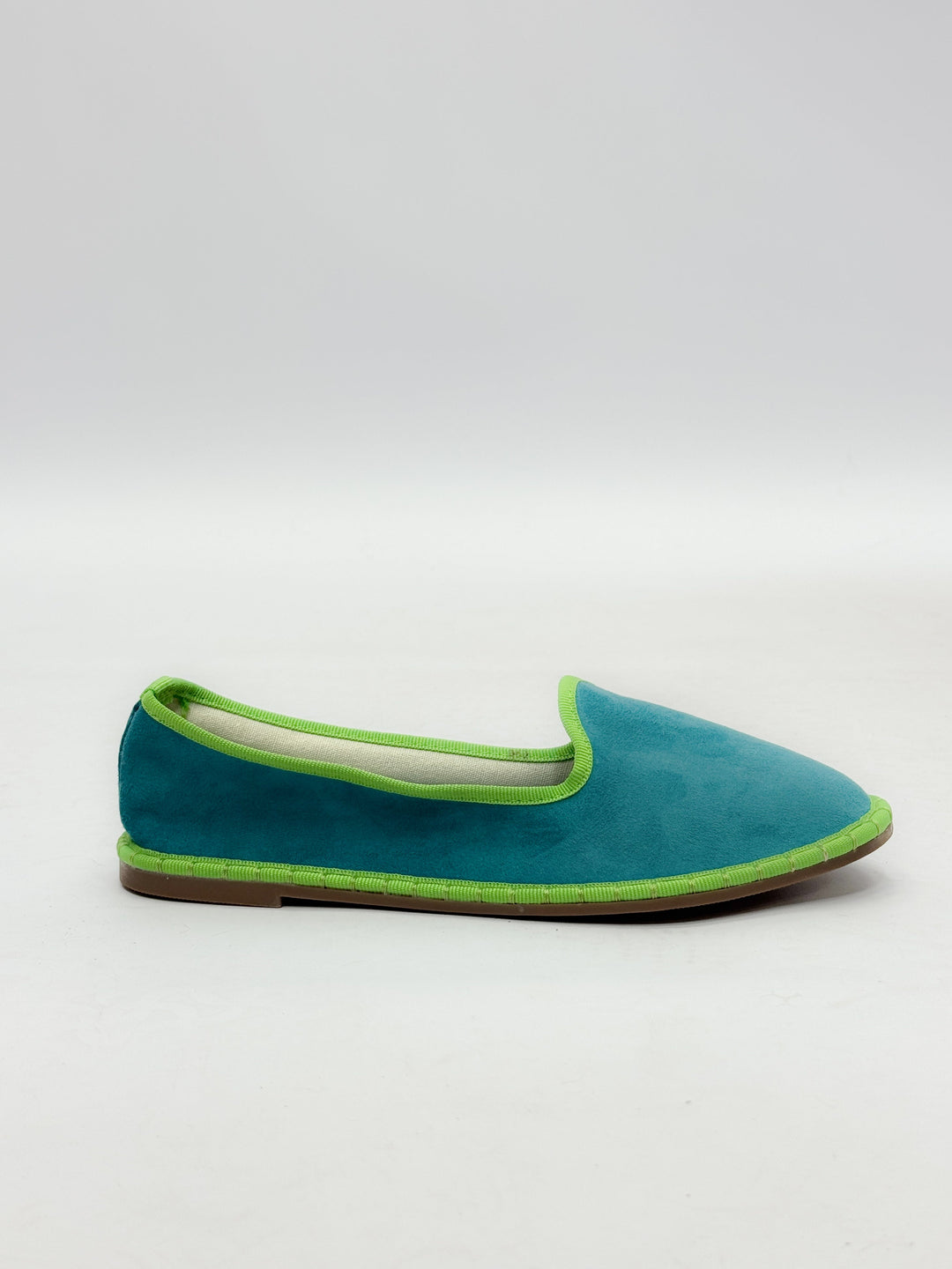Velvet Friulane shoes with trim