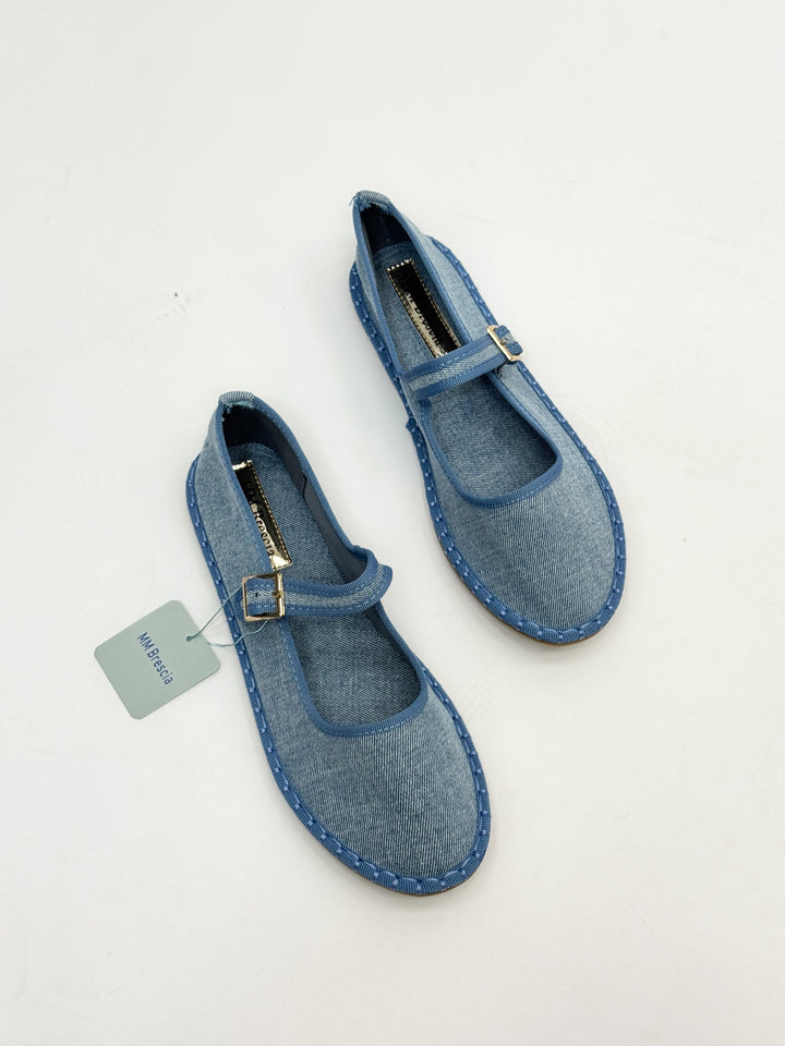 Friulian shoes with laces