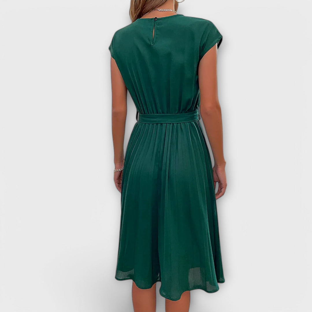 Claire - Short-Sleeved, Pleated, Casual Mini Dress