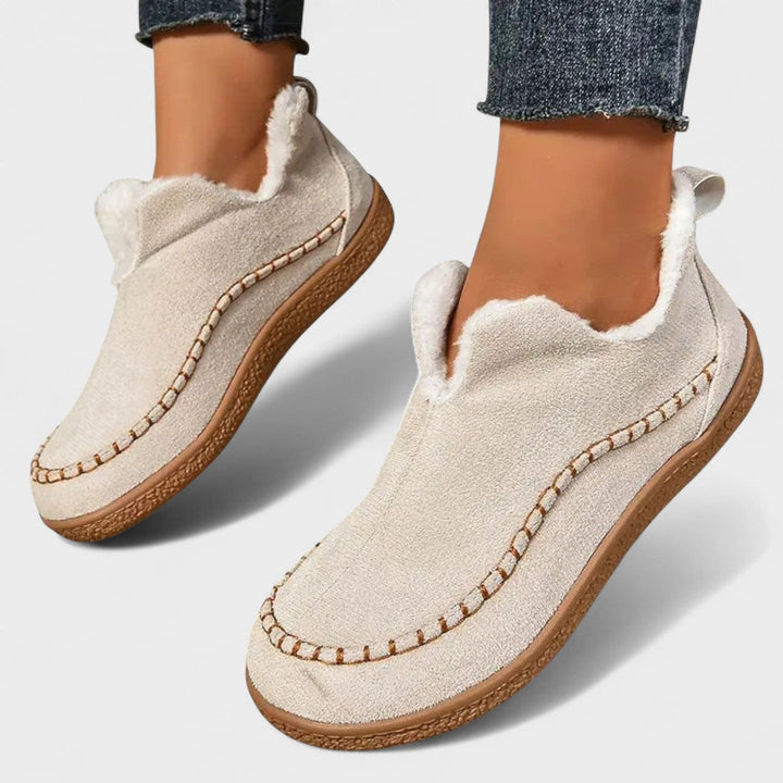 Kira | Northern Lights Slipper